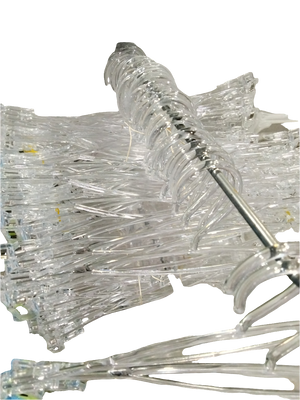Percha transparente con pinza 10 unidades.