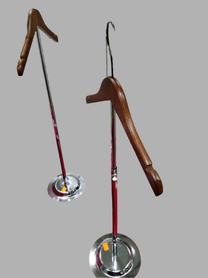 Percha de madera para niño  mesa codigo 19003-1